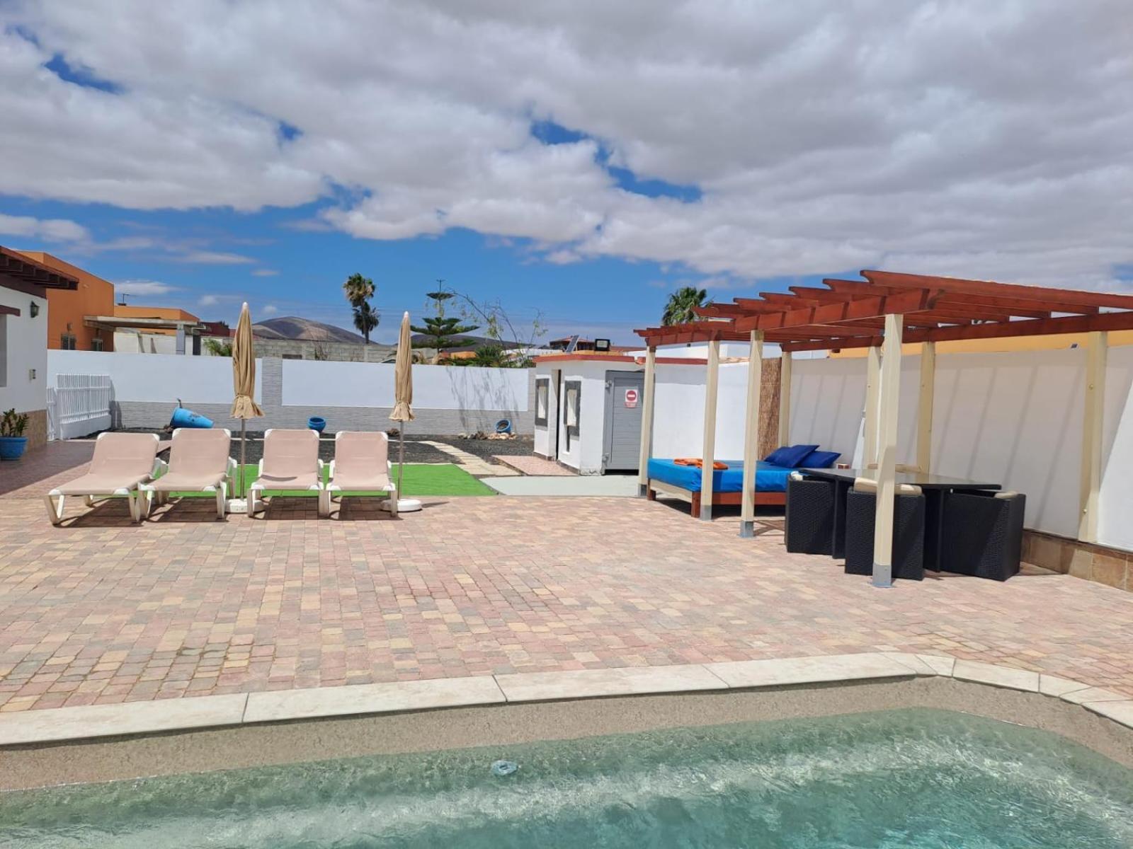 Villa Experience Heated Salty Water Pool Caleta De Fuste Luaran gambar